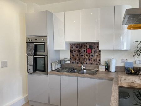 Nantgaredig, Carmarthen, SA32 - Photo 4