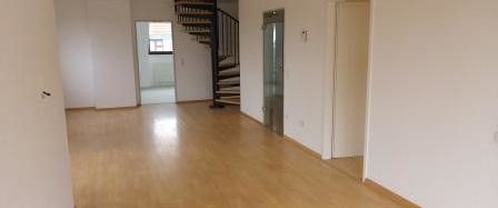 Weitläufige 2-Zimmer-Wohnung auf zwei Ebenen sucht neue Mieter - Foto 1