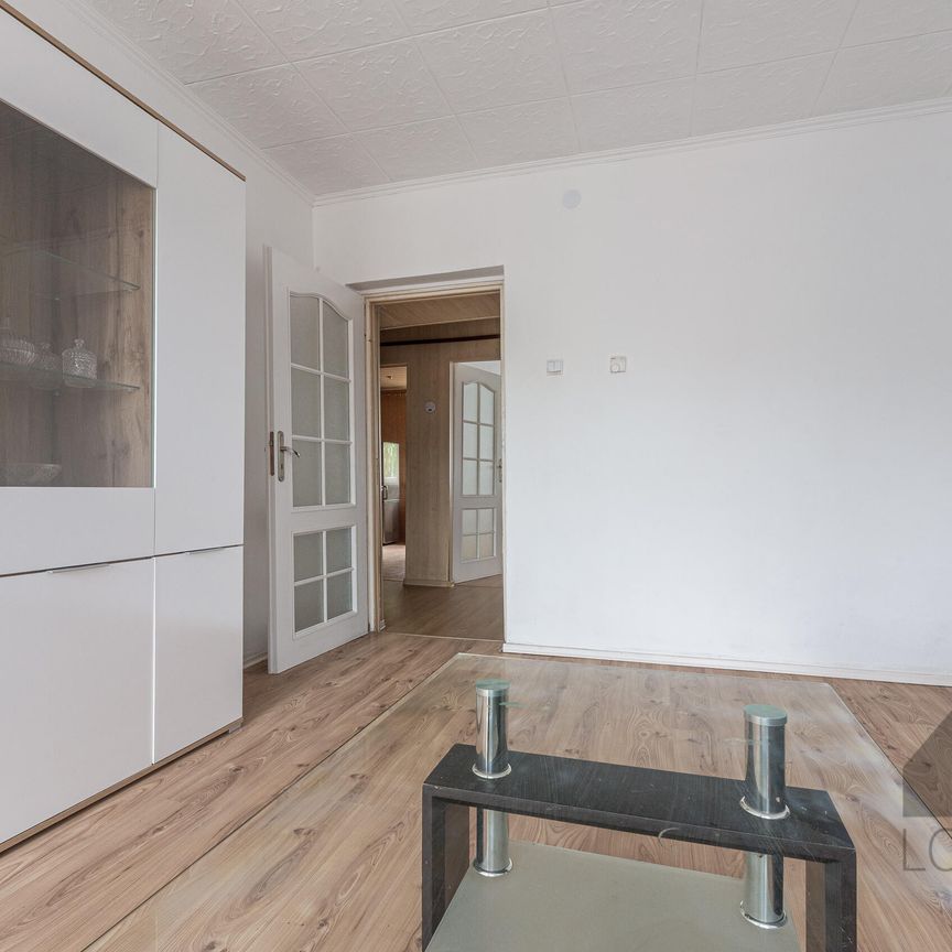 Duże i tanie dwupokojowe mieszkanie w Jaworznie przy Ogrodowej do wynajęcia | Spacer 3D - Photo 1
