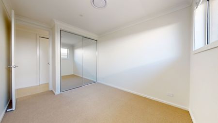 Newly Built Duplex In A Gated Community - Photo 5