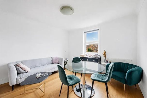 1 Bed Flat, Very Near Kenilworth Road Area, W5 - Photo 1