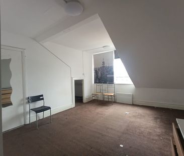 1 Bed Flat, Romford Road, E7 - Photo 4