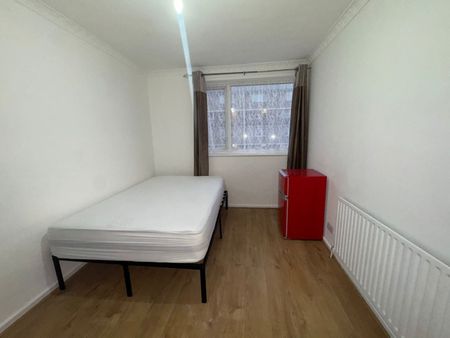 Room in a Shared House, Roberta Street, E2 - Photo 4