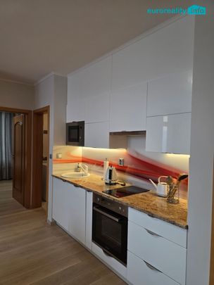 Pronájem bytu 2+kk 49 m², Na Horizontu 483, Králův Dvůr - Photo 1