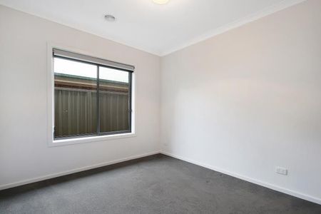 Your Dream Home Awaits at 133 Whitebox Circuit - Photo 4