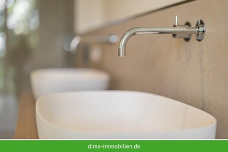 Luxuriöse Wohnung mit Blick ins Grüne inkl. EBK, Kamin, Terrasse, Tiefgarage, Kellerabteil u.v.m. - Photo 3