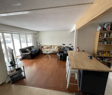 48 Columbus Crescent, Guelph - Photo 3