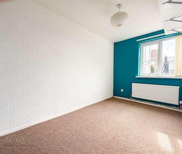 Highlaws Gardens, Harlow Green, Gateshead, NE9 - Photo 3