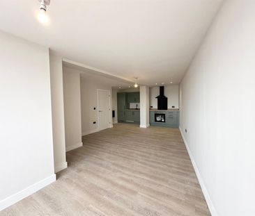 2 bed flat to rent in Sheffield Road, Barnsley, S70 - Photo 2