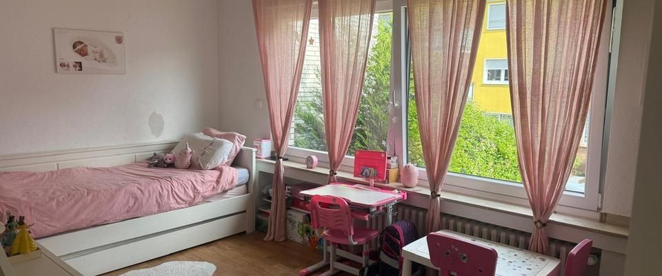 Freundliche 4-Zi-Whggroßer Balkon, Elzstr. 12, ab sofort - Foto 1