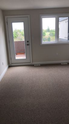 For Lease - 35 Midhurst Heights Unit# 19, Hamilton, Ontario - Photo 1