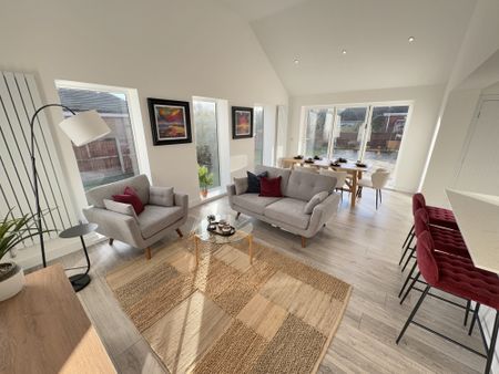Kirkham Road, Freckleton - Photo 2