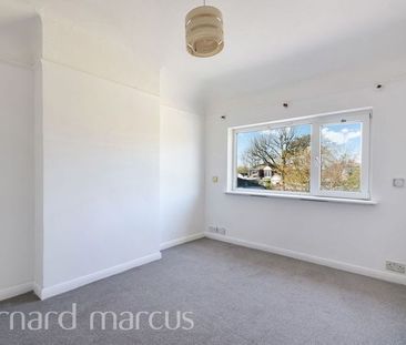 Stanley Road - Photo 2