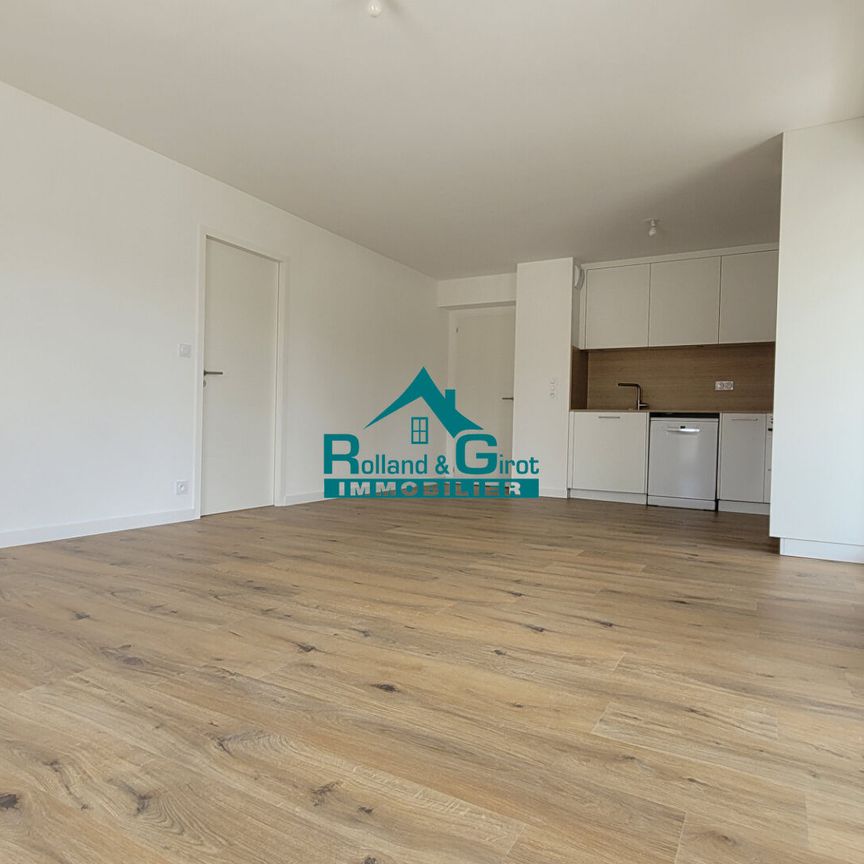 Location Appartement 4 pièces 84m² - Photo 1