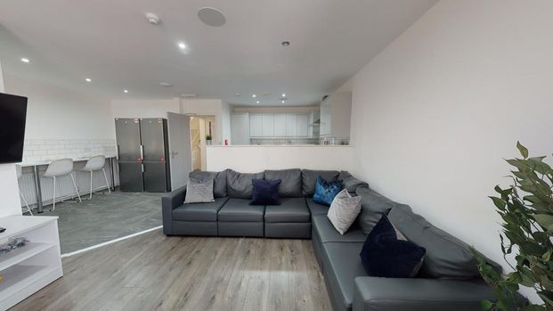 6 bedroom house to rent - Photo 1