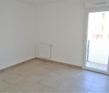 Location Appartement 2 pièces 42m² MARSEILLE 10ème - Photo 6