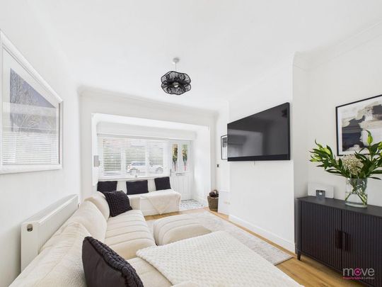 3 bedroom end of terrace house to rent - Photo 1