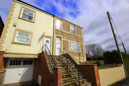 2 bedroom apartment to rent - Photo 4