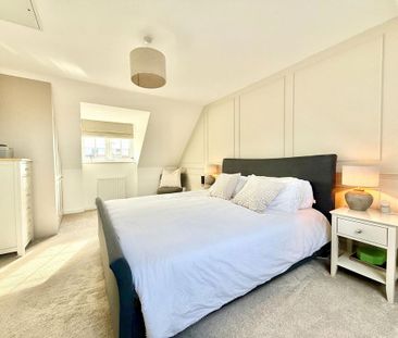 4 bedroom semi-detached house to rent - Photo 5