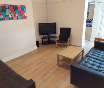 6 bedroom house to rent - Photo 1