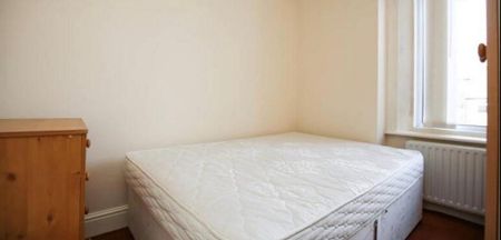 6 bedroom flat to rent - Photo 2