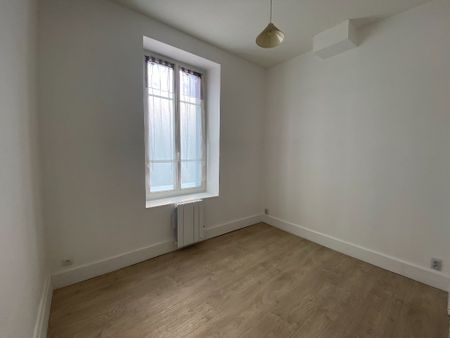 Location Appartement 2 pièces 42m² CHALON SUR SAONE 71100 - Photo 5