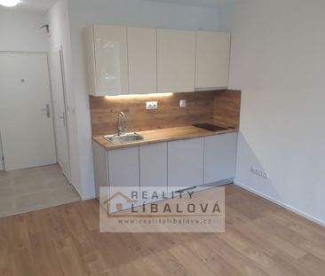 Pronájem bytu 1+kk 22 m² - Photo 1
