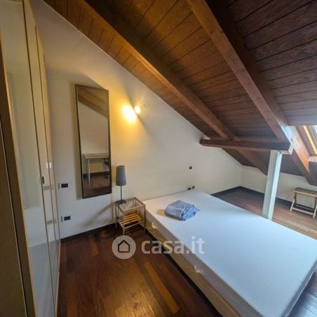 Quadrilocale in Affitto in Via Vitruvio 9 a Milano - Photo 1
