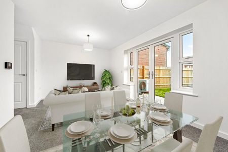 3 bedroom semi-detached house to rent - Photo 4