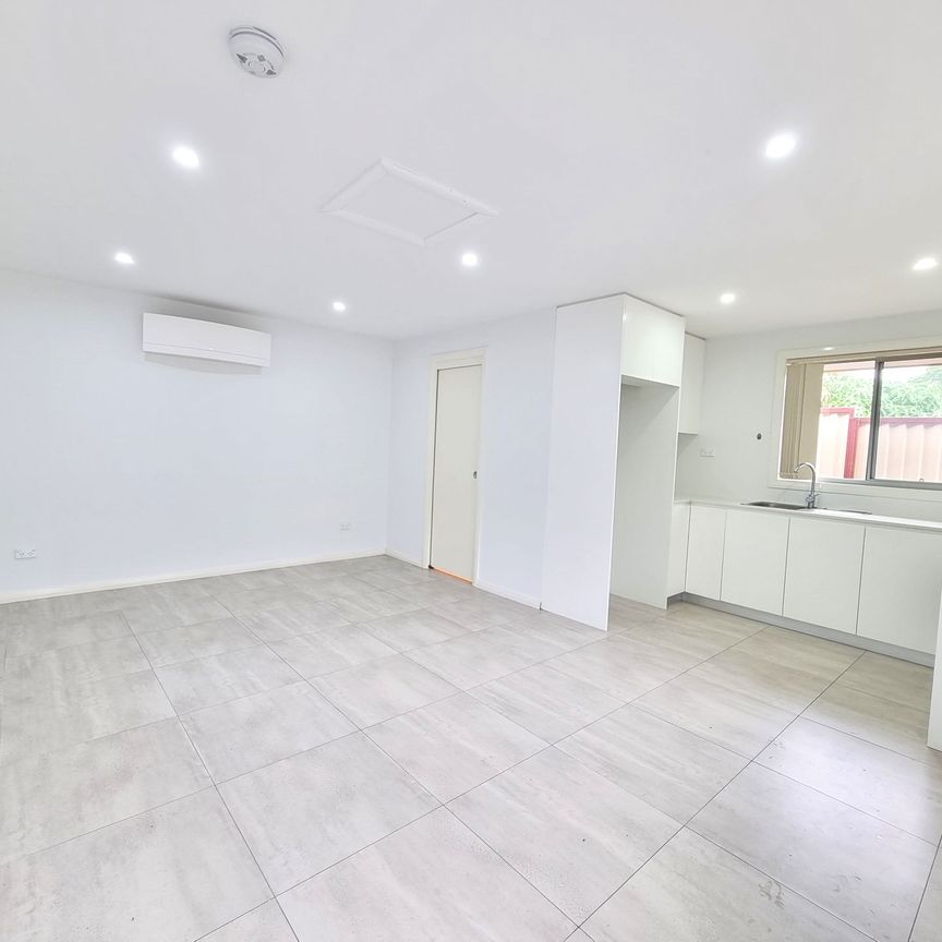 Charming, Comfortable and Convenient - Photo 1