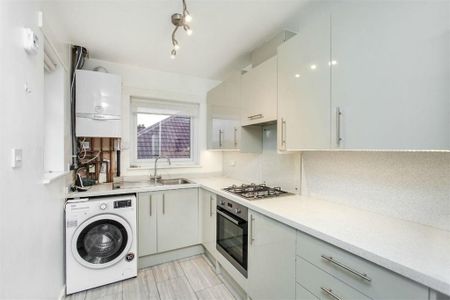 Property to rent - Photo 5