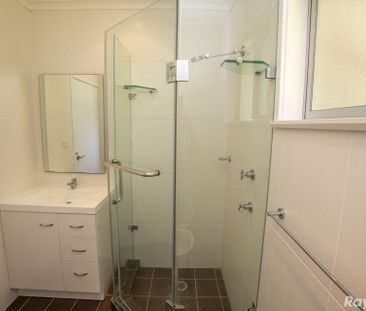 3 BEDROOM HOME WITH BEAUFITUL VIEWS!! - Photo 6