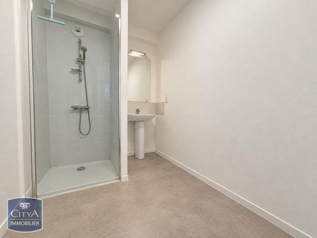 Location Appartement 3 pièces 64m² ST NAZAIRE 44600 - Photo 3
