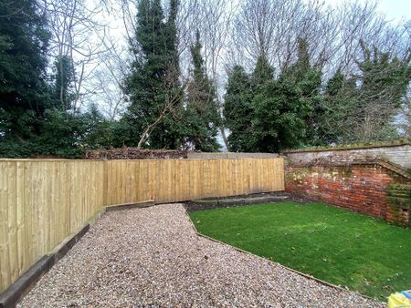 2 Bedroom Ground Floor Apartment To Rent - Photo 5