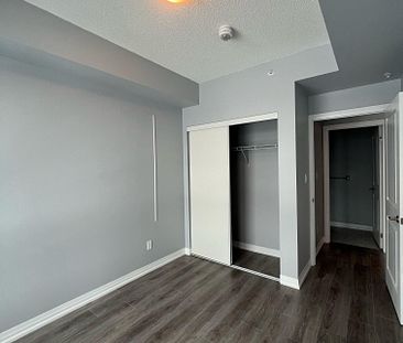 Two bedroom condo Barrie - Photo 2
