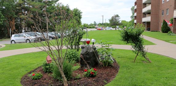 The Cedarview Apartments - Photo 2