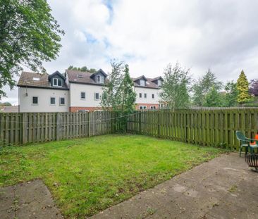 6 bedroom house to rent - Photo 1