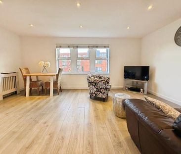 2 bedroom apartment to rent - Photo 3