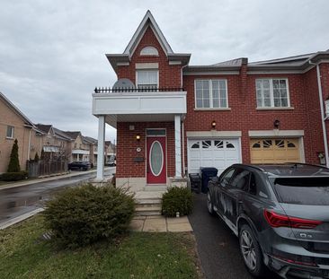 For Lease - 179 Dallimore Circle, Toronto, Ontario - Photo 2