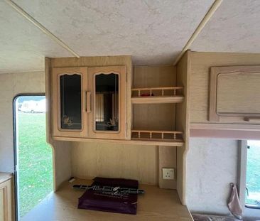 1 Bed Mobile Home, London, SE14 - Photo 1