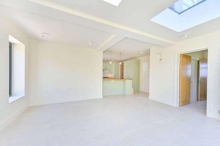 Craigmur Park, Alperton, HA0 - Photo 2