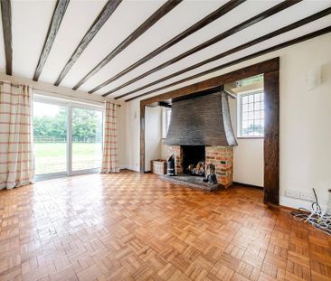 4 bedroom detached house to rent - Photo 2