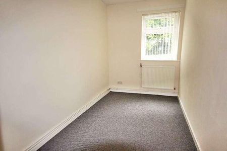 Orme Close, Manchester, M11 - Photo 3