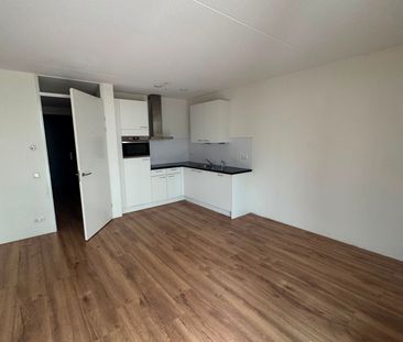 Appartement te huur: Spanjestraat 34-B 1363 CM Almere - Foto 2