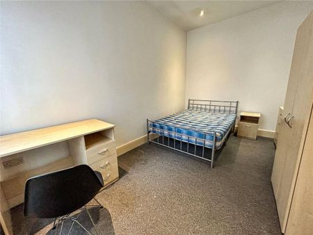 3 bedroom terraced house to rent - Photo 3