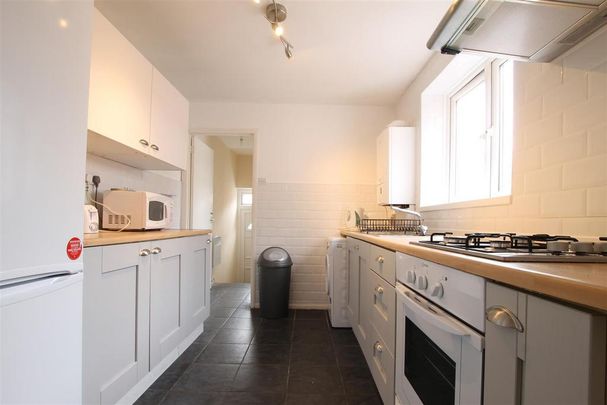 3 bedroom apartment to rent - Photo 1