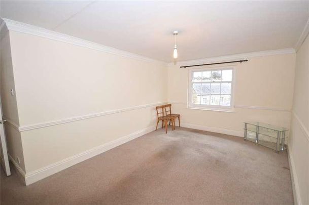 St Georges, Axminster, EX13 - Photo 1