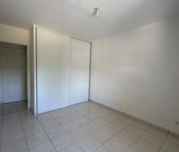 Location Appartement 3 pièces 68m² ST RAMBERT D ALBON 26140 - Photo 3