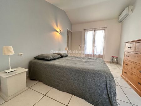 A LOUER Châteauneuf-du-Pape, Maison meublée 2 chambres, terrasse, garage, cave, - Photo 5