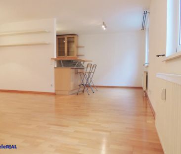 Top Wohnung - sehr gepflegt - inkl. Heizung - zzgl. Parkplatz - Photo 2